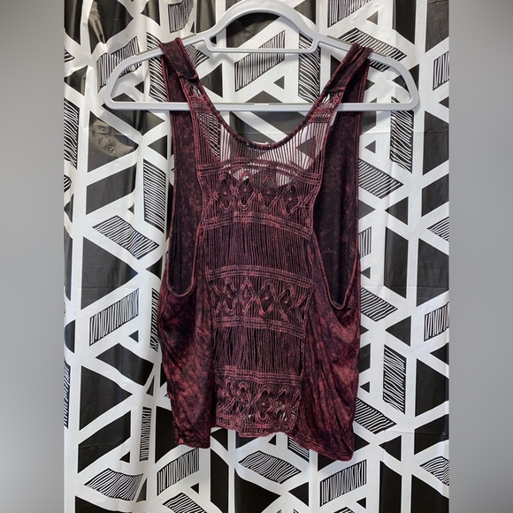 Sun & moon lace back tank top - Picture 2 of 2